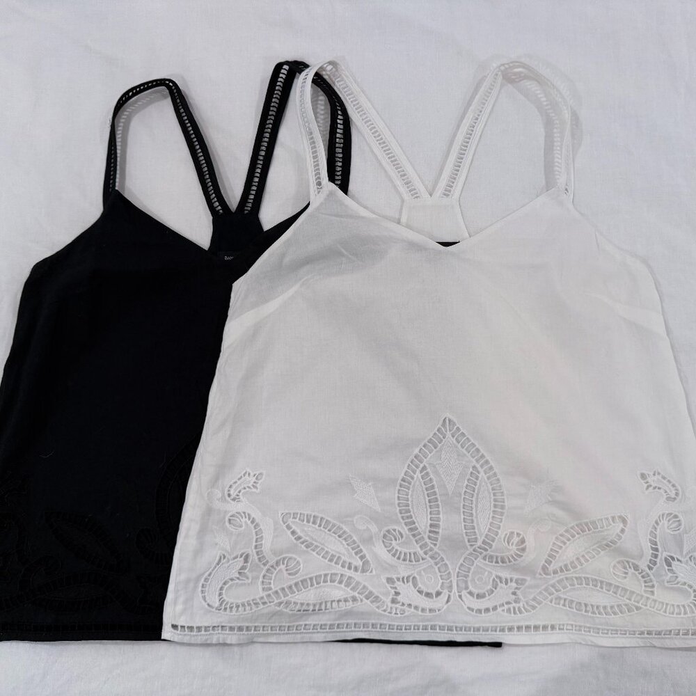 Black & White Banana Republic Embroidered Crop Tank, Petite M